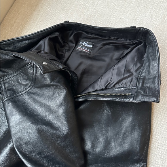 Vintage 100% leather pants - Picture 2 of 3
